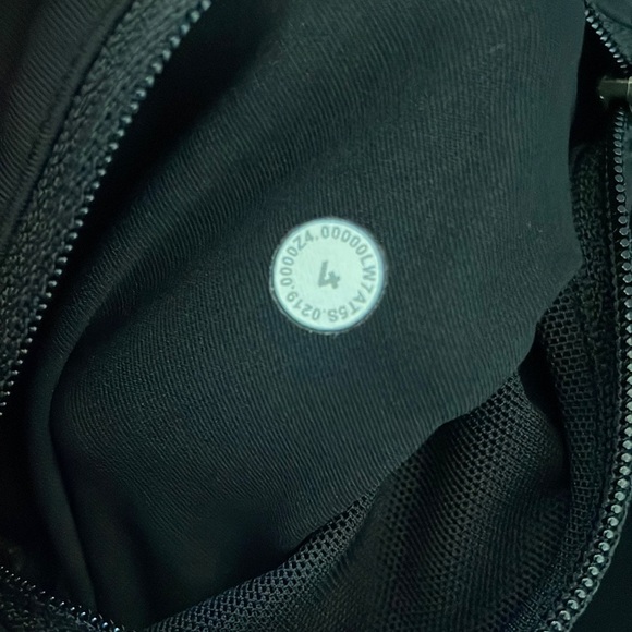 Lululemon Run Times Short II 4” - Picture 6 of 7